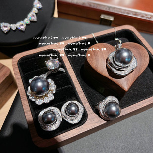 盖茨比圆盘宝石花朵钢琴黑珍珠戒指 巴洛克 镀18K金 花瓣珍珠项链