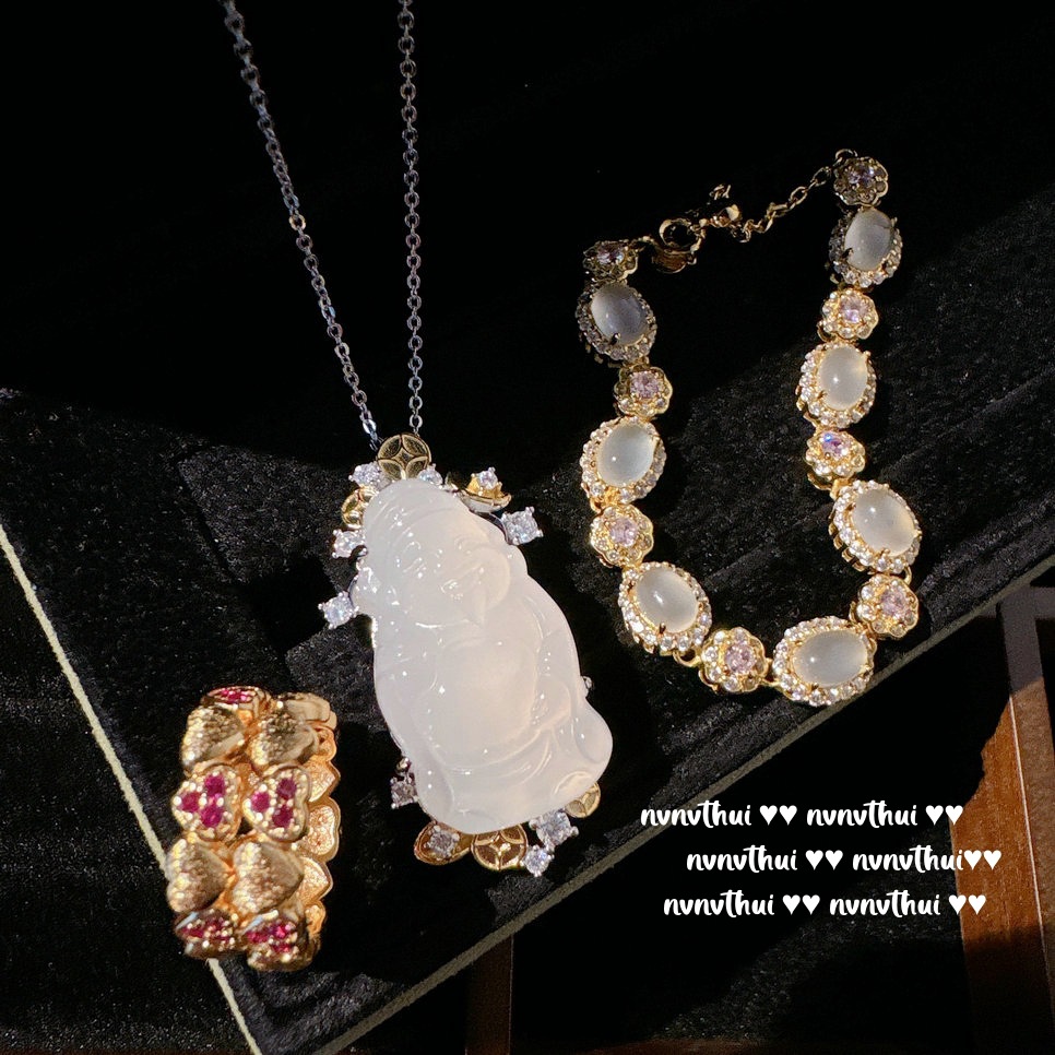 荔枝冻白玉髓花朵宝石手链 织纹雕金 镀18K金 拉丝爱心锆石戒指