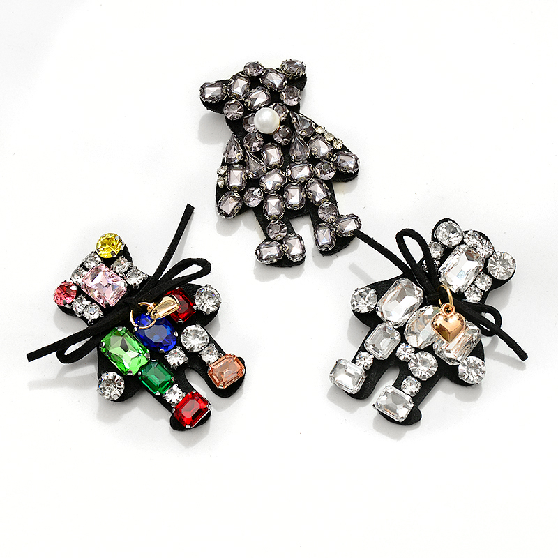 布贴手工钉珠水钻小熊