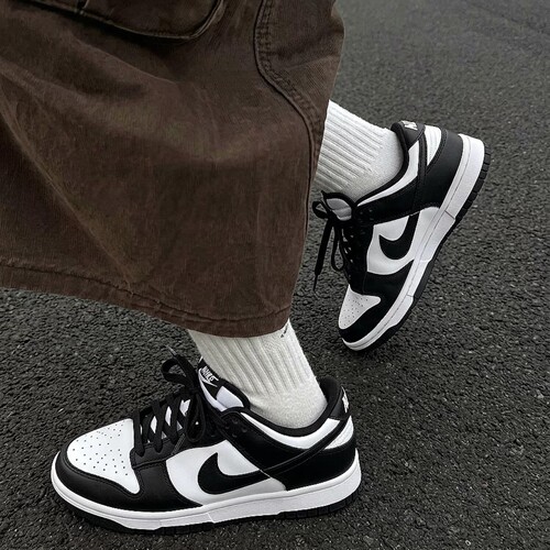 Nike耐克黑白熊猫DUNKLOW板鞋