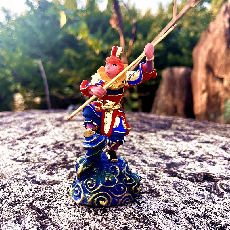 黄杨木雕上色画彩齐天大圣孙悟空