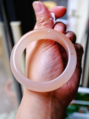 【内径52.5mm】新疆金丝玉粉色渐变手镯～厚装粉色～小手围福利