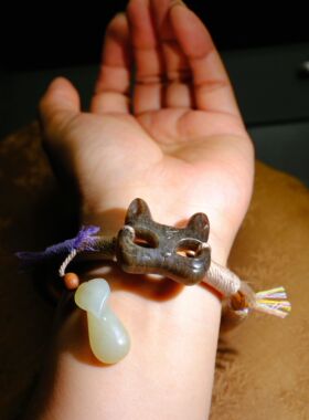 【一物一图】新疆籽料糖玉猫面具+牛皮手环 15-16手围