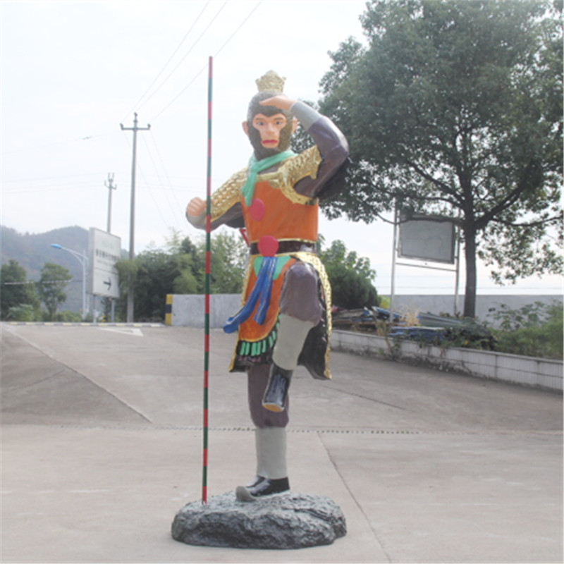 寺庙树脂齐天大圣鎏金彩绘佛像