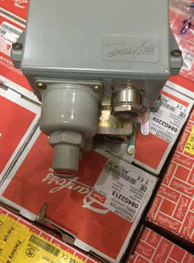 DANFOSS KPS80 060L312666 丹佛斯温度开关 KPS80 060L312666 议D