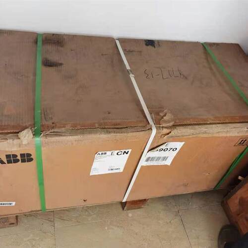 现货ACS800-01-0135-3+P901+D150+N652 ABB全新原装正品变频询价