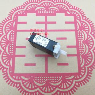 进口LABORATOIRES直流微型二通电磁阀0127 A 1,6 121512 24V 询价