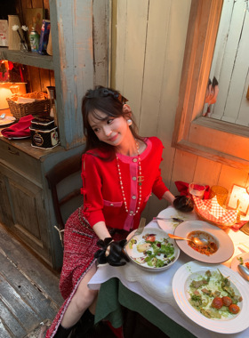 F boutique 25k蝴蝶结定染圣诞红撞色羊绒圆领针织开衫