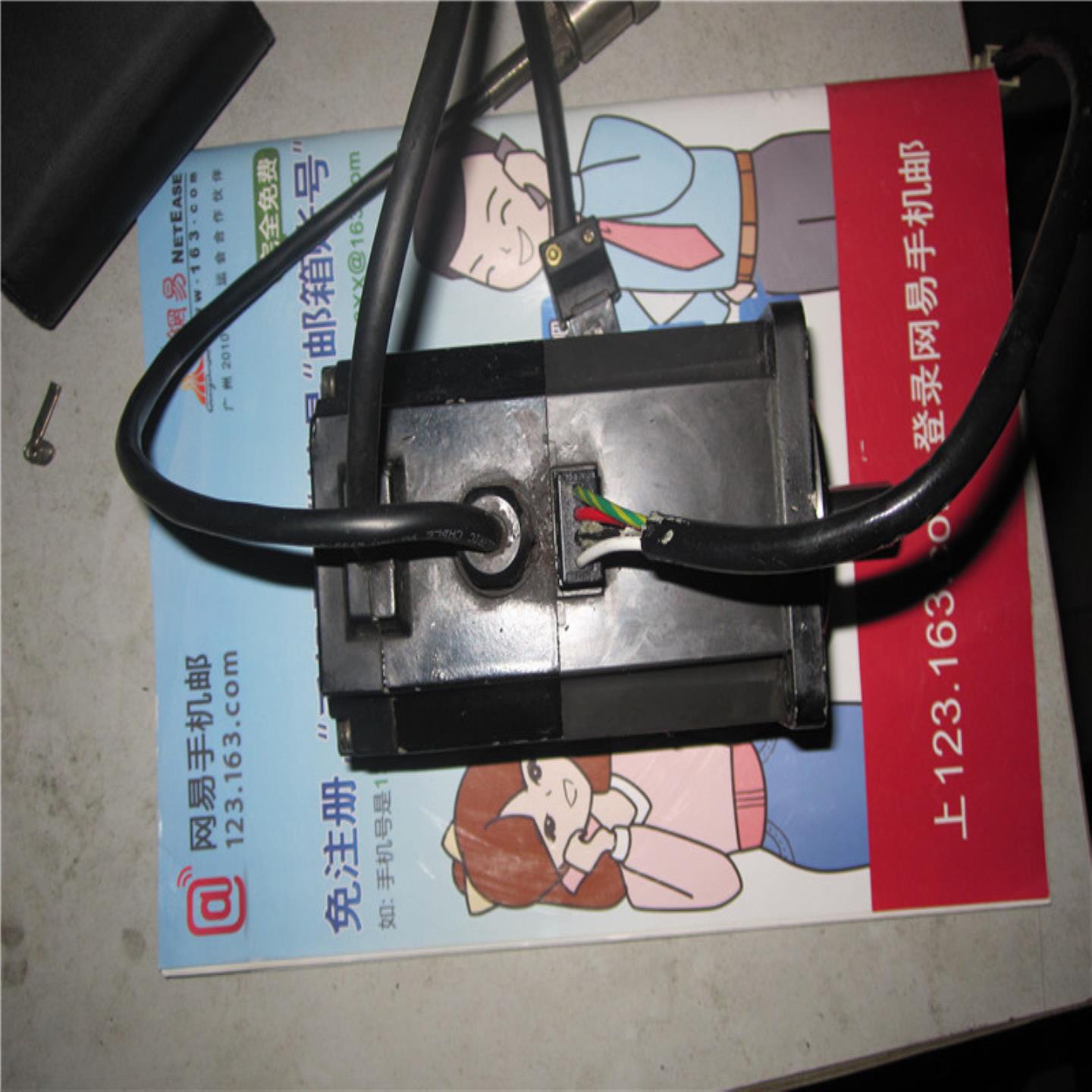 三菱伺服电机HC-UFS43B询价