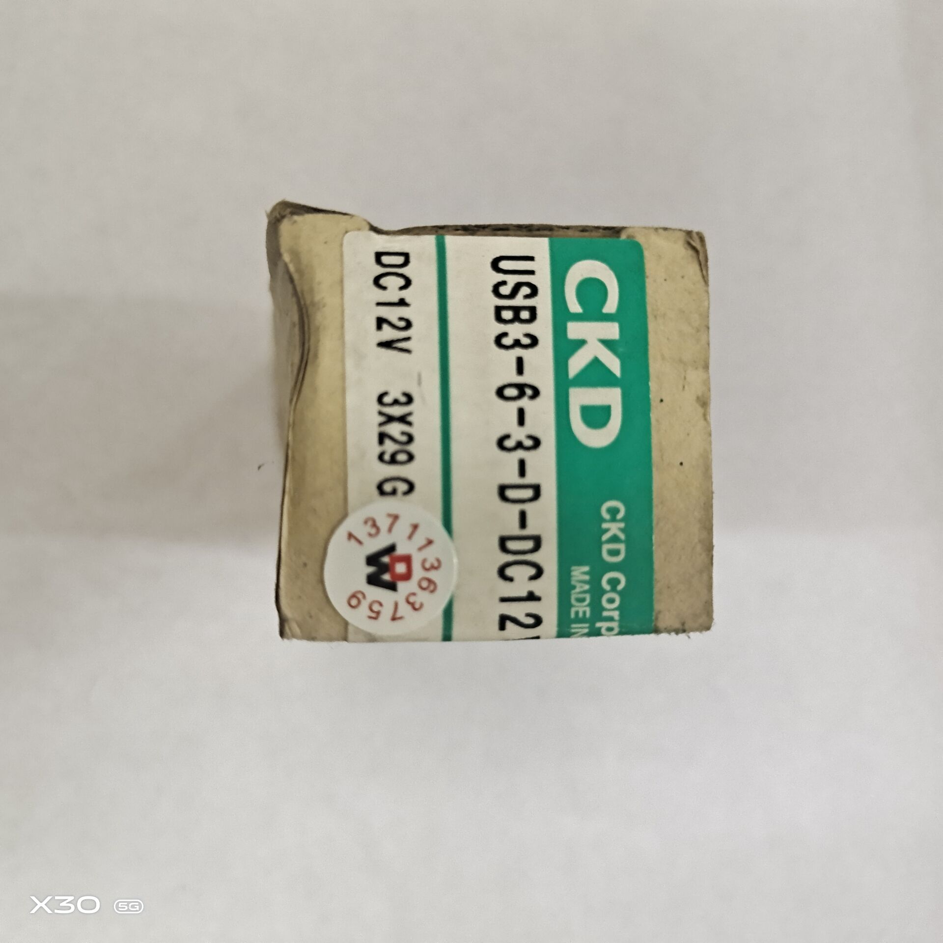 日本CKD原装喜开理电磁阀USG2-M5-2-0 USB3-6-3-D-DC12V线圈D询价