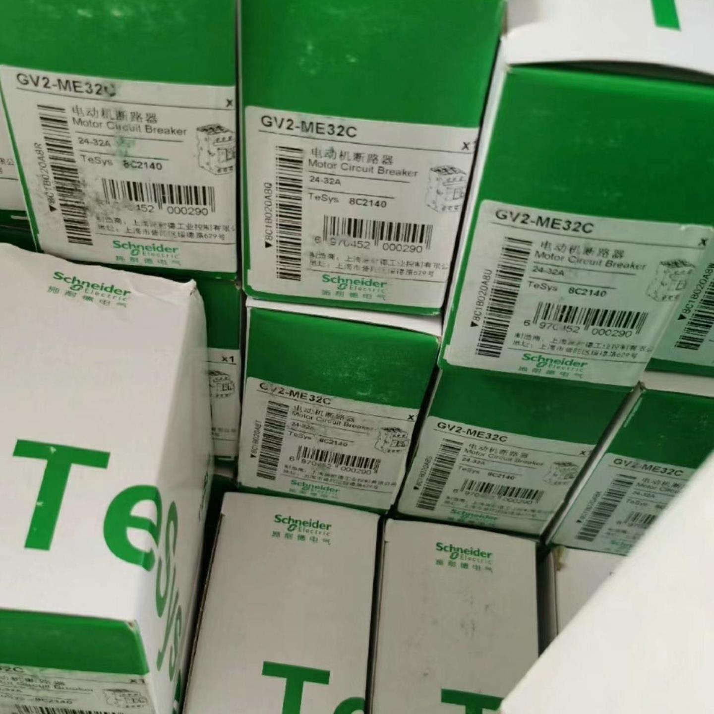 ATS48C48Y 施耐德软启动器全新供应实物拍摄现货咨询议价询价