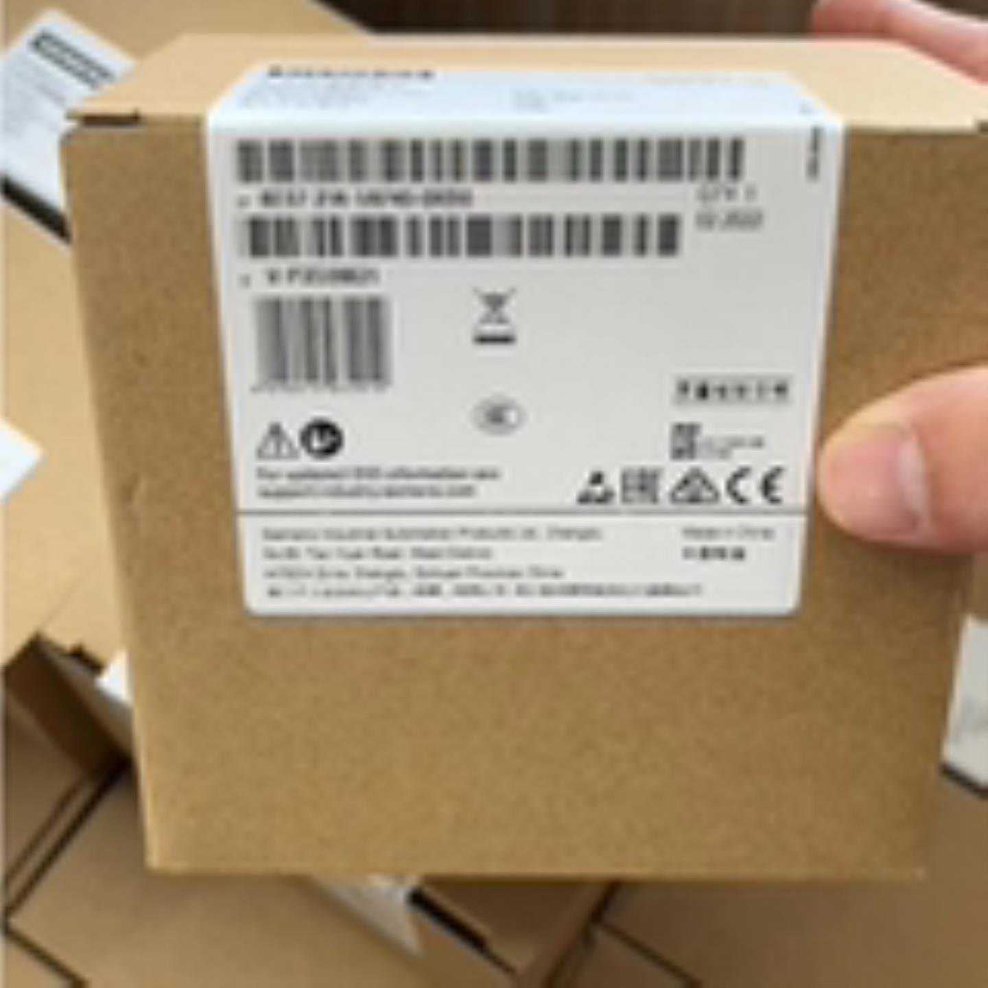 西门子6ES7214-1AF40-0XB0优质S7-1200模块6ES72141AF400XB0询价