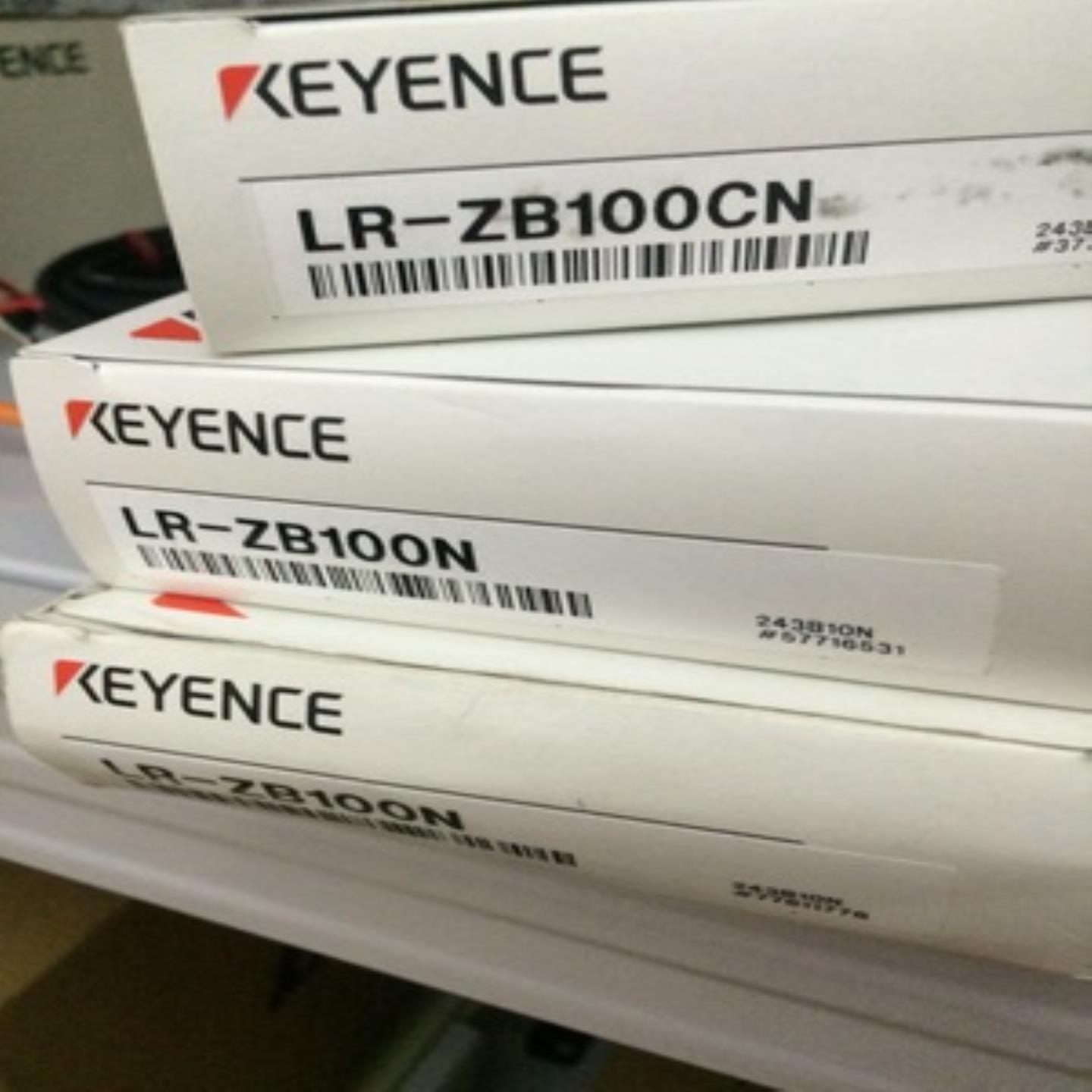 日本基恩士KEYENCE全新原装激光传感器LR-ZB100N现货议价询价