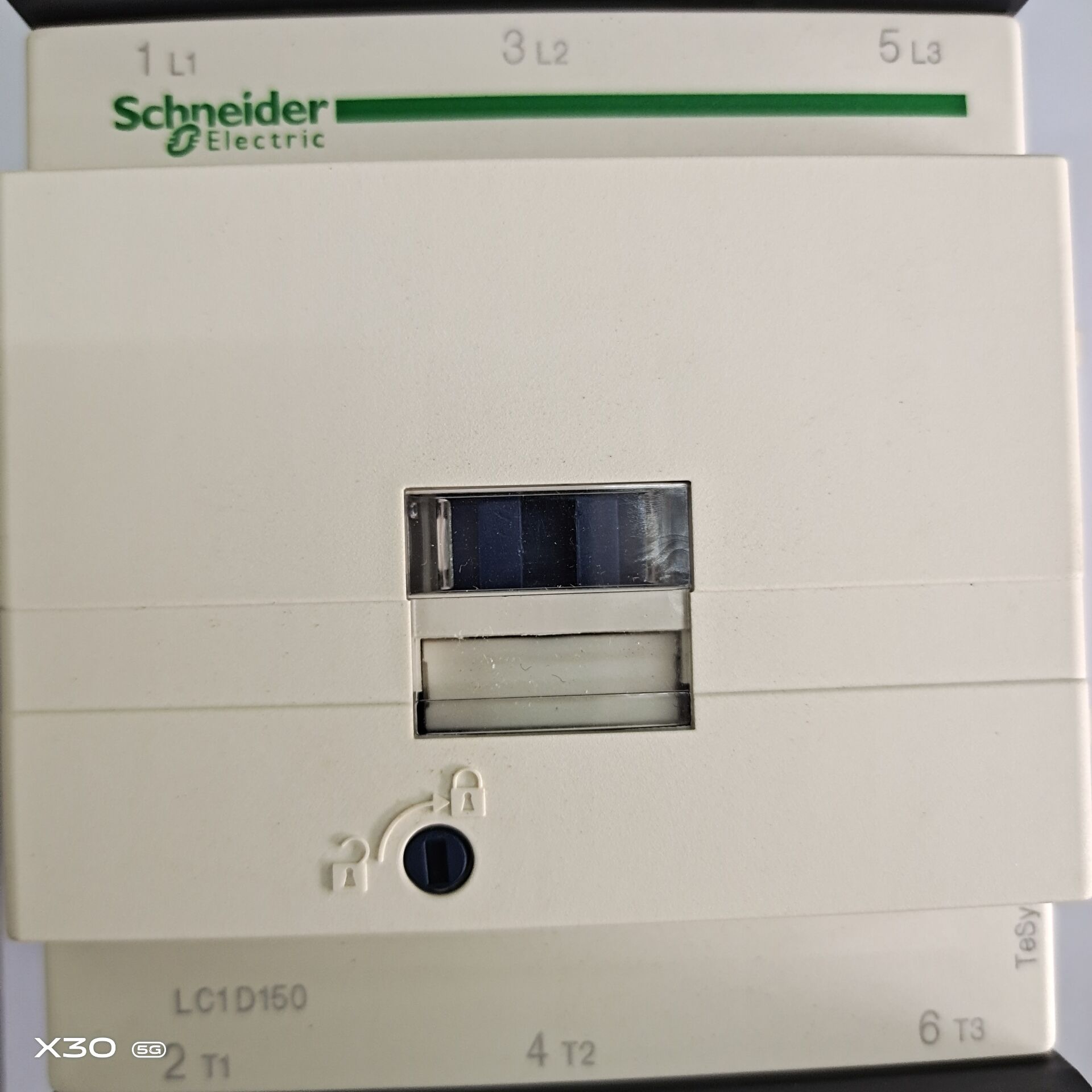 施耐德原装捷克进口起重机设备三相交流接触器LC1D150F7 M7Q7询价