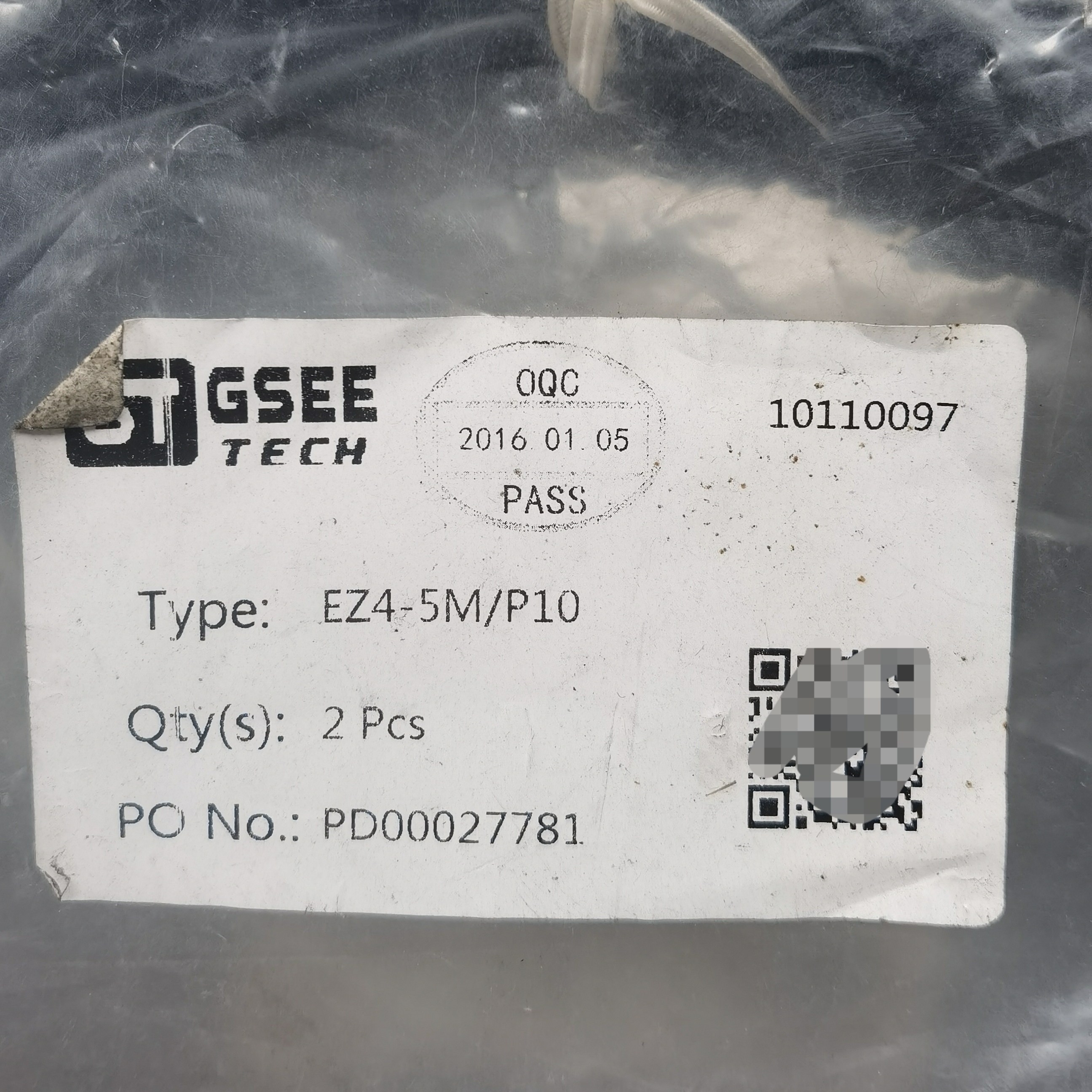 吉诺 EZ4-5MP10    PD00027781 4芯 4针 M12 公头 5米 2根装