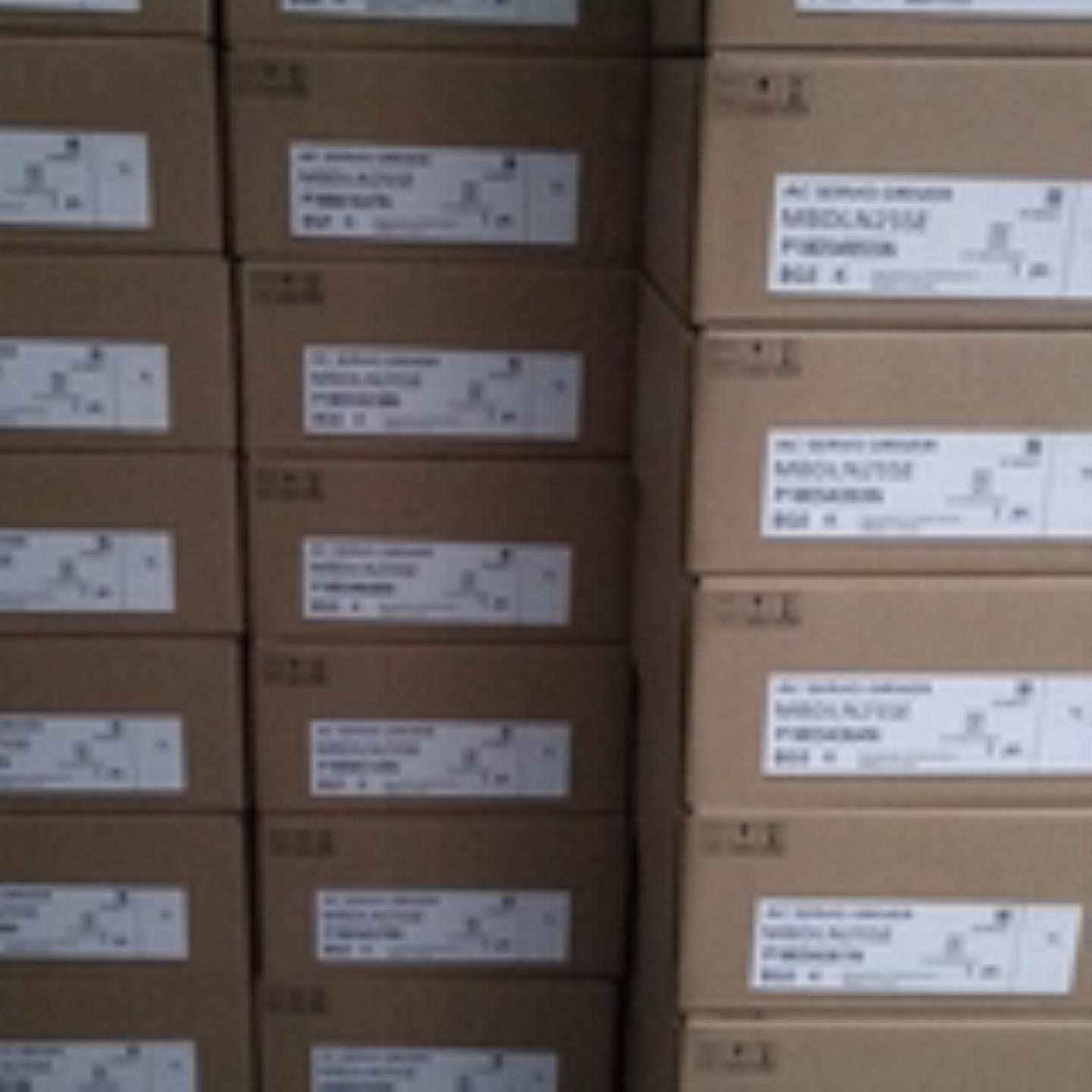 松下伺服套装A6 MHMF022L1U2M+MADLN05SE MHMF042L1U2M+MBDLN询价