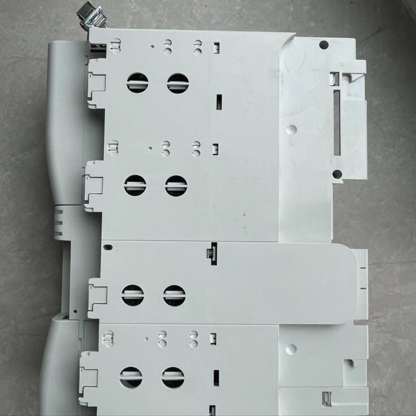 优惠供应Lenze伦茨驱动器 E94ASHE0074 现货实物拍摄咨询议价询价