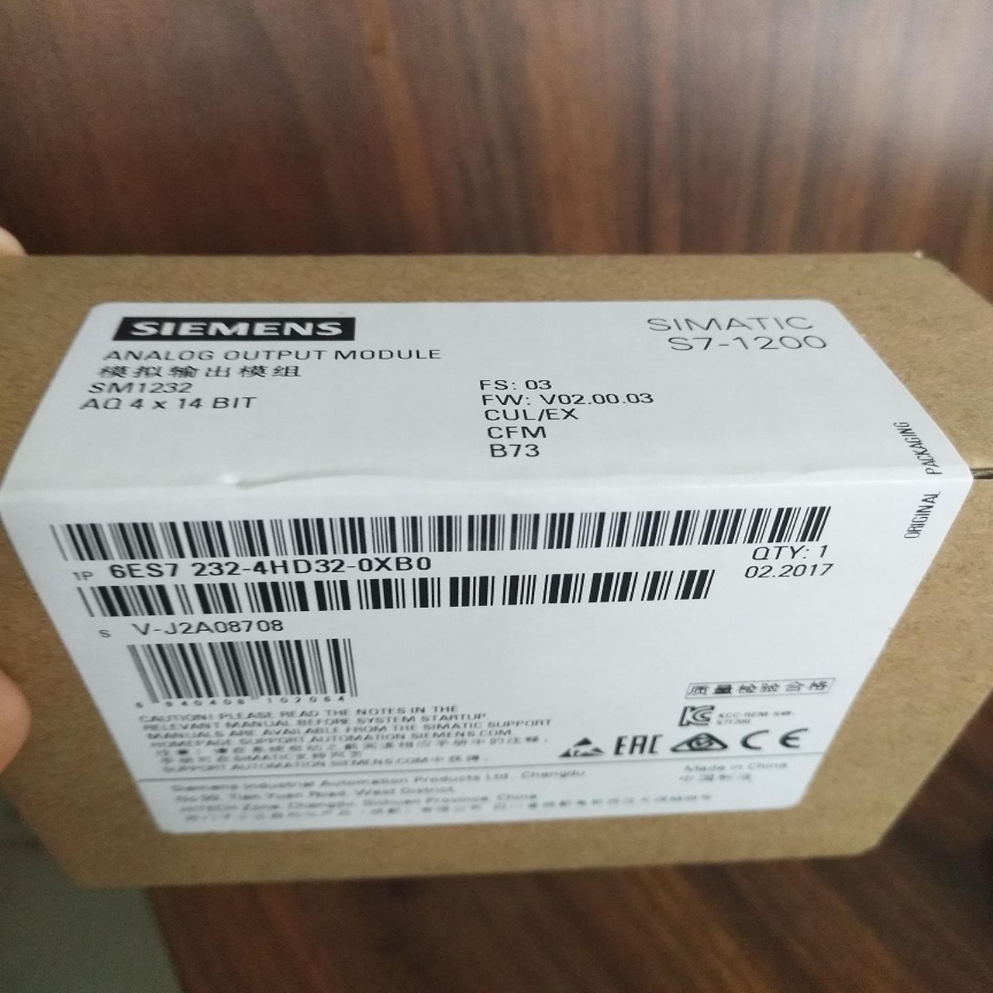 西门子6ES7232-4HD32-0XB0SM1232模拟量输出模块6ES72324HD32询价