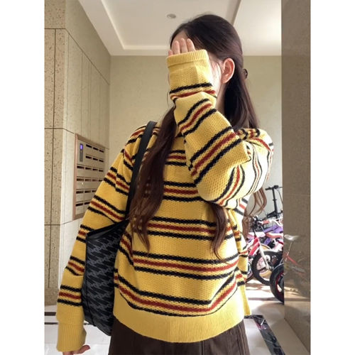 黄色条纹设计感翻领套头针织衫秋