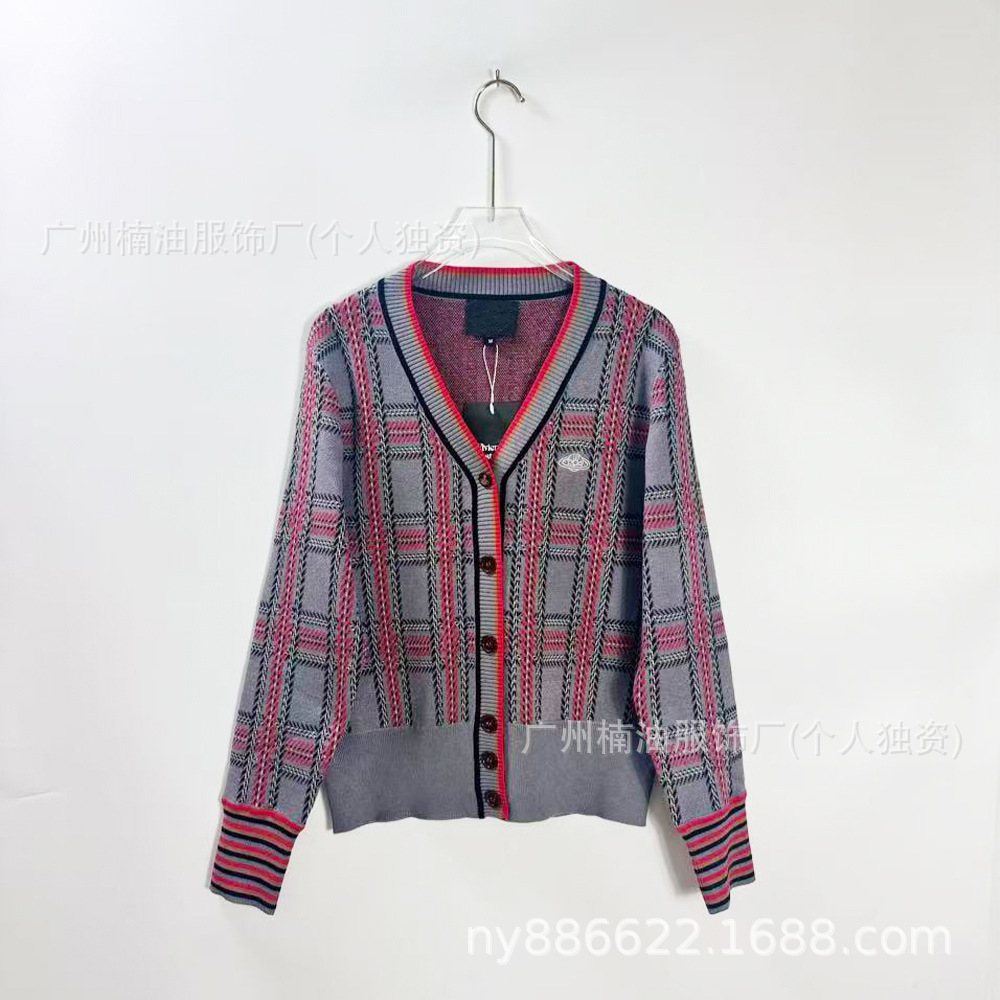 2025西太后土星毛衣Lisa同款休闲气质百搭轻奢V领刺绣针织开衫外