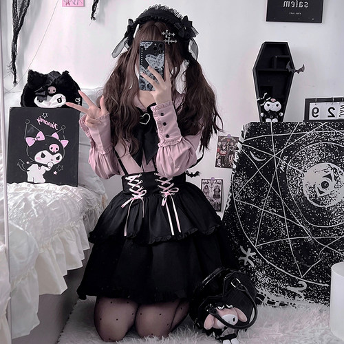 春季天雷系蕾丝衬衫背带裙套装