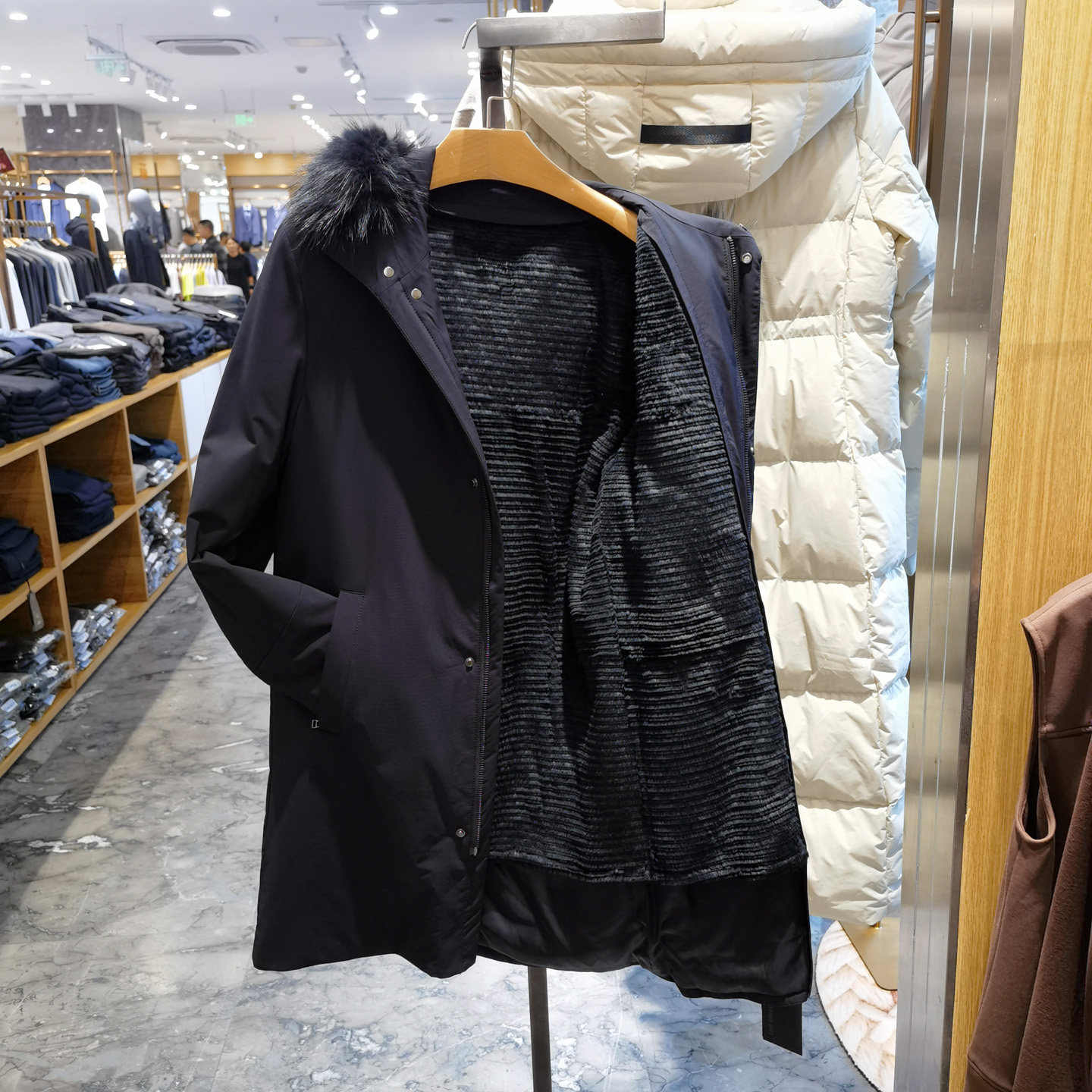 连帽貉子毛皮领高端兔毛皮内胆时尚尼克服男冬新款保暖外套诺丁山