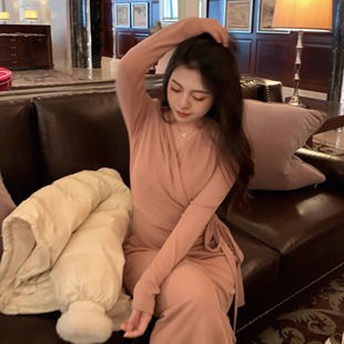 大眼Largeeye 连衣裙秋冬加厚气质小个子V领弹力针织包臀裙