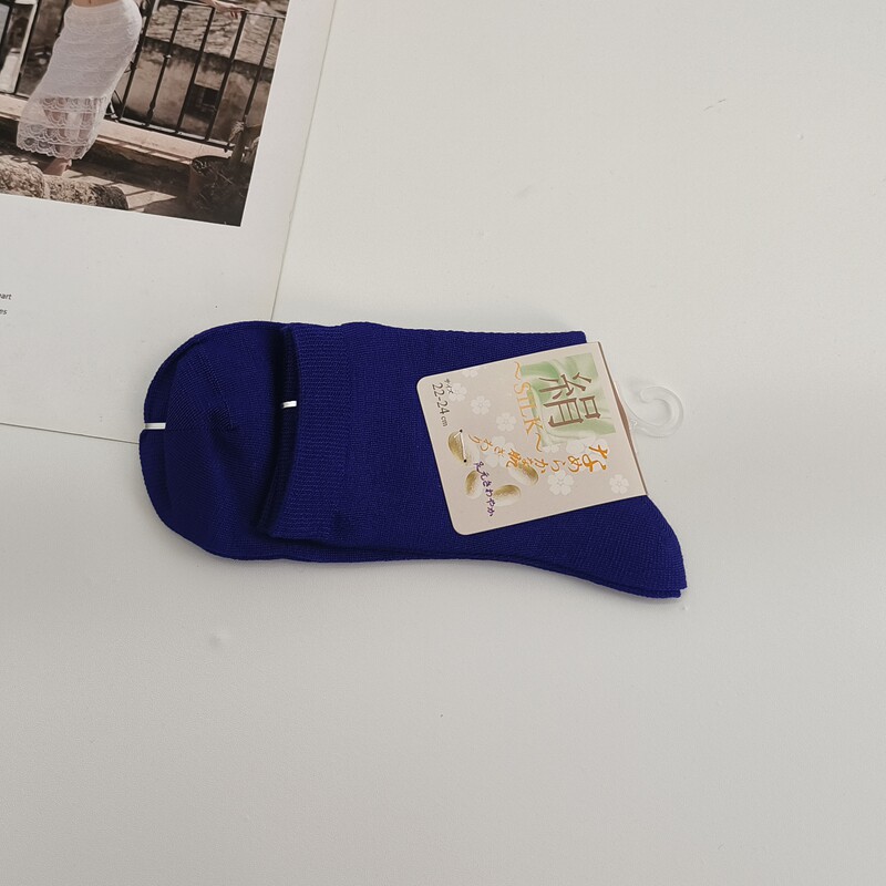 清仓 绢丝真丝袜子针织纯色中筒袜桑蚕丝透气女袜舒适防臭袜 紫色