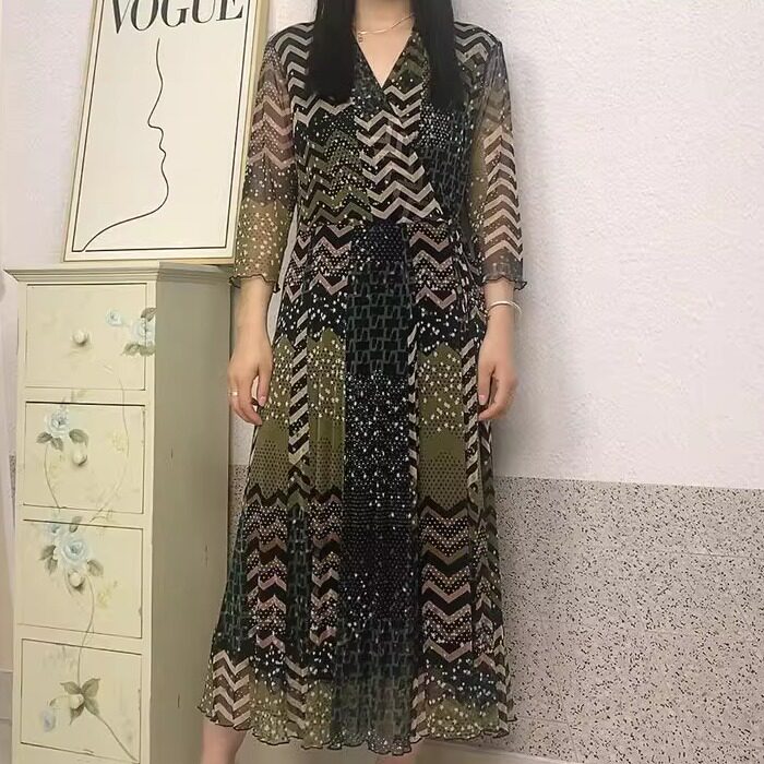 显瘦裹身裙桑蚕丝网眼印花中长裙