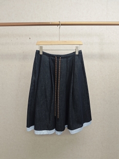 撞色牛仔半裙 Ka系列＆专柜25秋 时尚 再生 601 棉