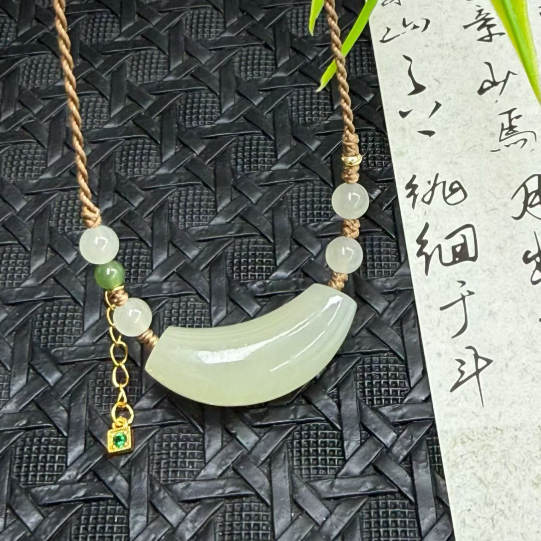 正品天然和田玉青白玉万贯家财锁骨链晴水腰缠万贯挂件项链送证书图片