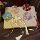 新中式 新娘手持小扇子结婚旗袍晨袍拍照团扇布扇古典秀禾扇女