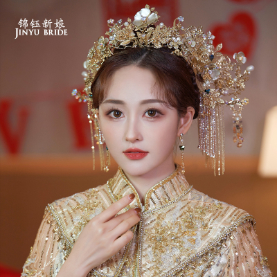 金色凤冠新娘秀禾服头饰