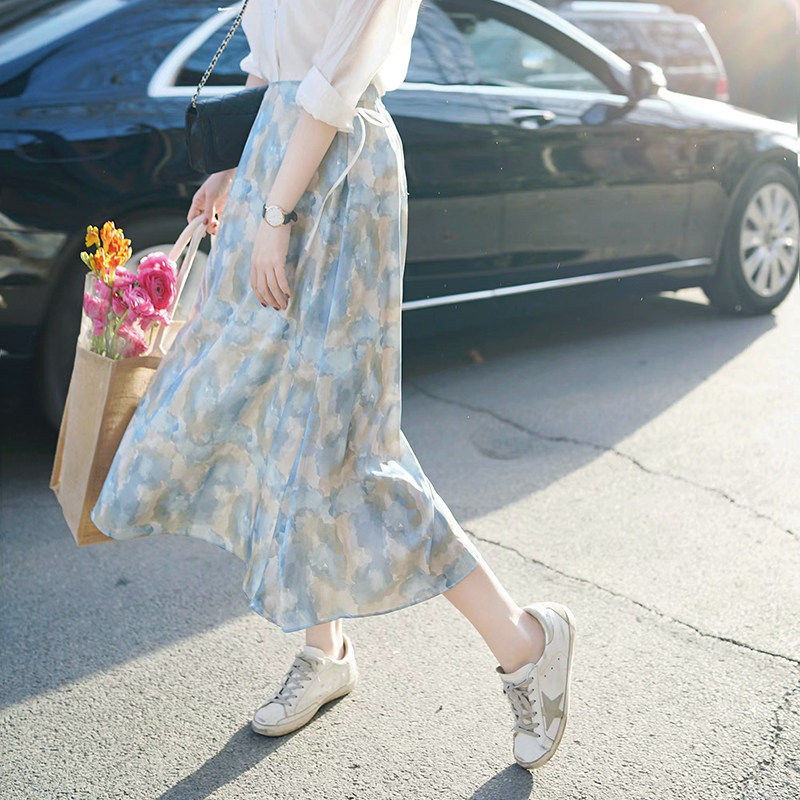 2025春夏三醋酸蓝绿色扎染法式油画感通勤缎面鱼尾松紧腰半身长裙,女装/女士精品,半身裙,淘宝优惠券,粉丝福利购,淘宝优惠卷