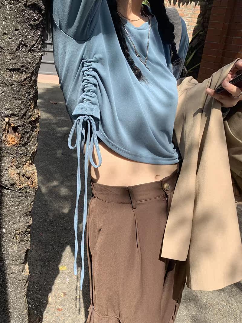 (Buy one get one free)Red Museum drawstring T-shirt women's autumn popular Korean version long-sleeved white crew neck short bm top