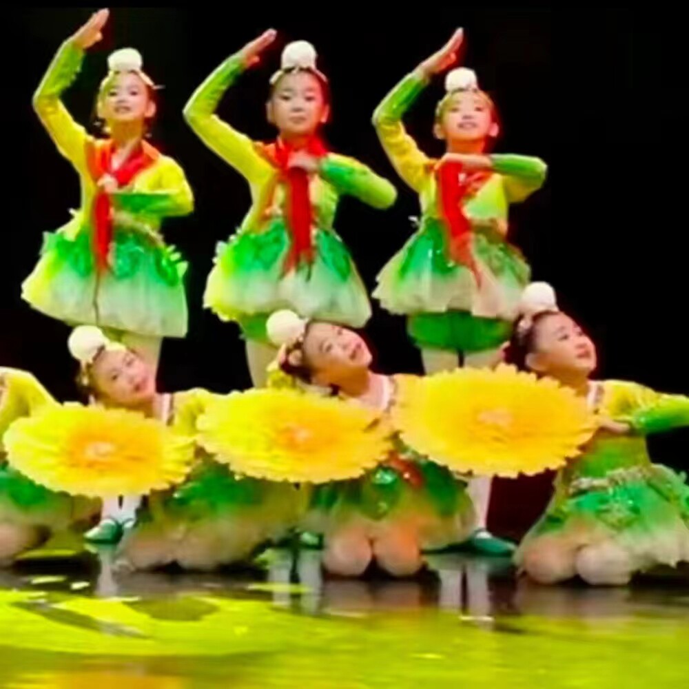 韩服朝鲜族绿色纱裙儿童演出服党的阳光照我成长舞蹈服装裙表演服