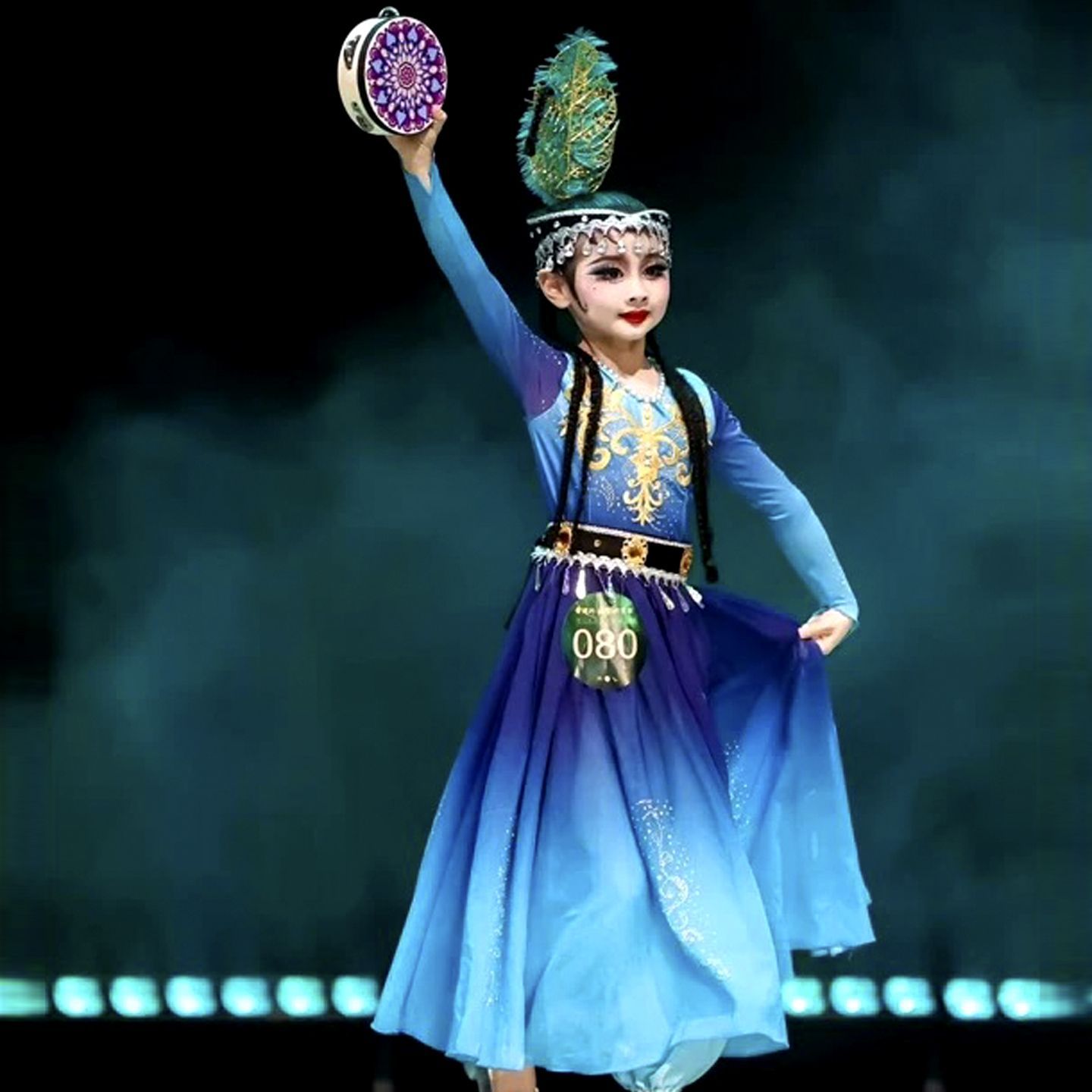 儿童维吾尔族表演服新疆演出服小小古丽维族女少数民族舞蹈演出服