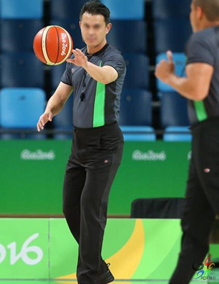 新款亚洲杯 FIBA篮球裁判服套装 裁判员上衣+裤子送口哨 可定制