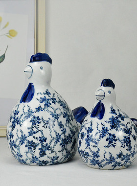 景德镇斯堪的纳维亚风格青花瓷生肖鸡饰品可爱可爱的母鸡和小鸡对