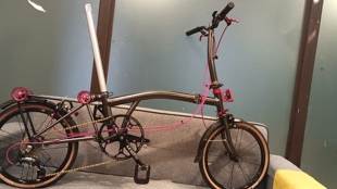 经典国布折叠349电镀钛黑配玫瑰红4700套件外7速 培林53T牙盘