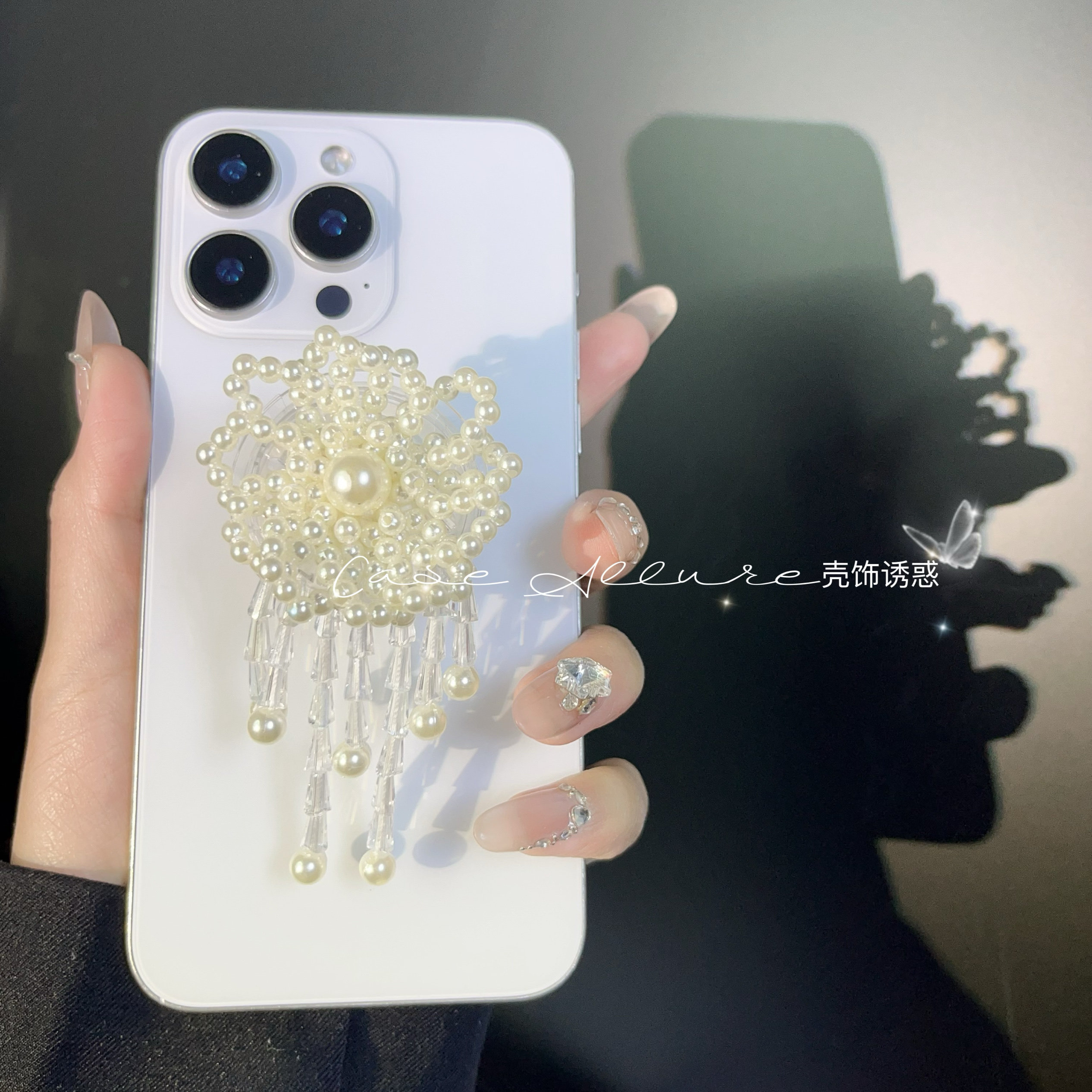 新款手机扣支架时尚珍珠水晶满花朵伸缩扣环流苏轻奢华女款支撑架