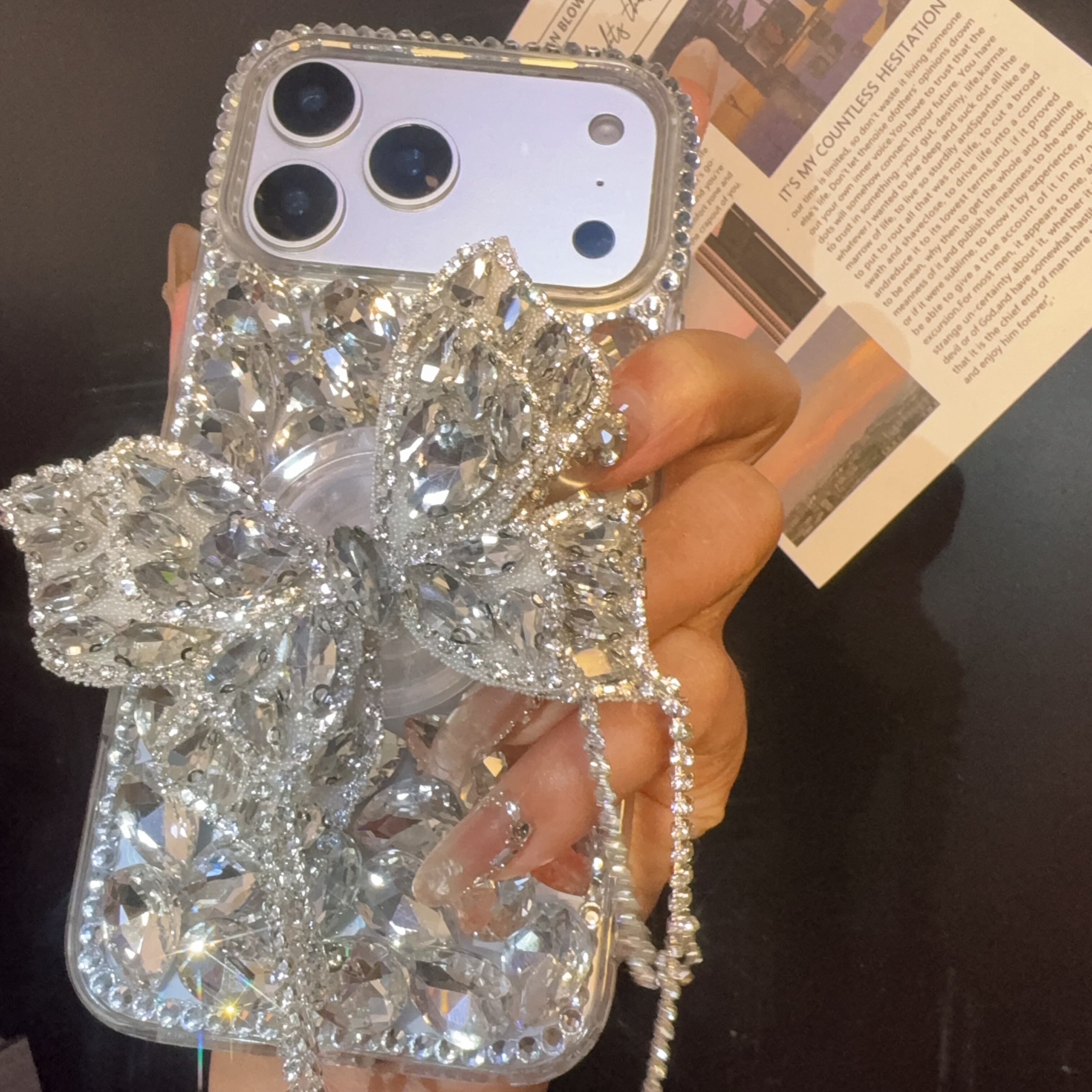 流苏蝴蝶支架适用苹果17promax手机壳17pro奢华1514水钻iphone16