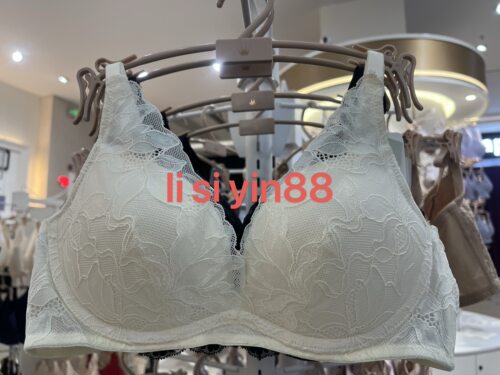 黛安芬专柜性感蕾丝内裤中腰舒适平角裤87R2455配11R1978