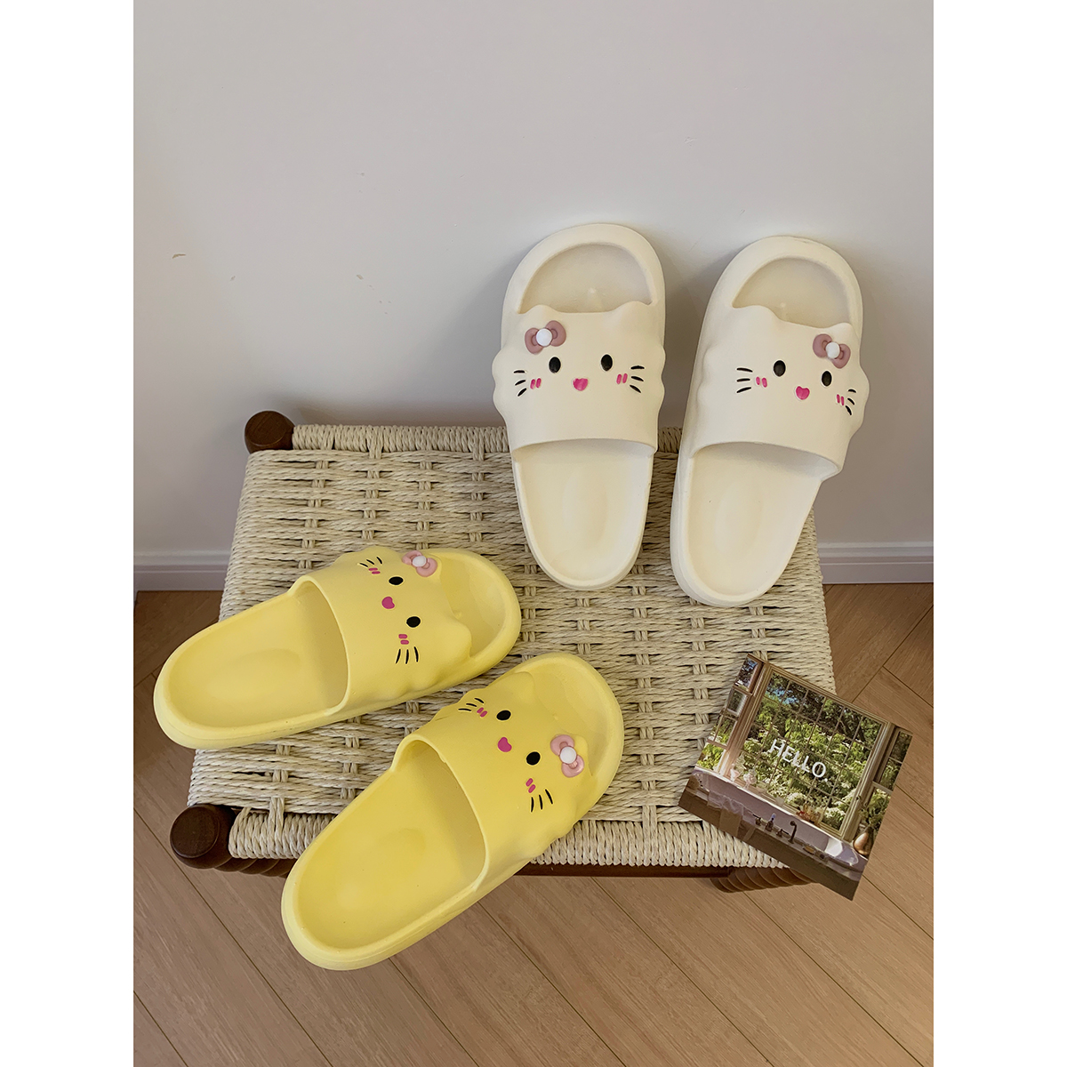 可爱猫咪拖鞋踩屎感洗澡凉拖