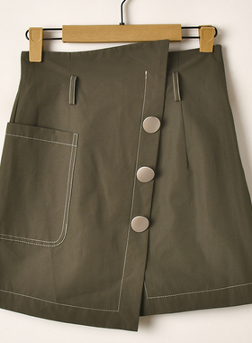 艾诺丝系列韩版百搭修身休闲时尚潮流简约绿色短裤