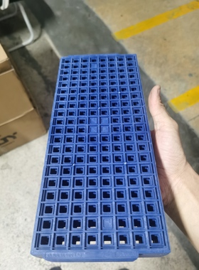 IC托盘tray盘QFP44 QFP64 QFP10*10*1.0 160格 全蓝色耐75度 微芯