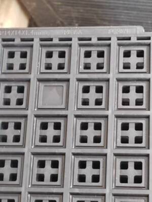 QFP14*14*1.4 90格 FOREN FR14X14-033