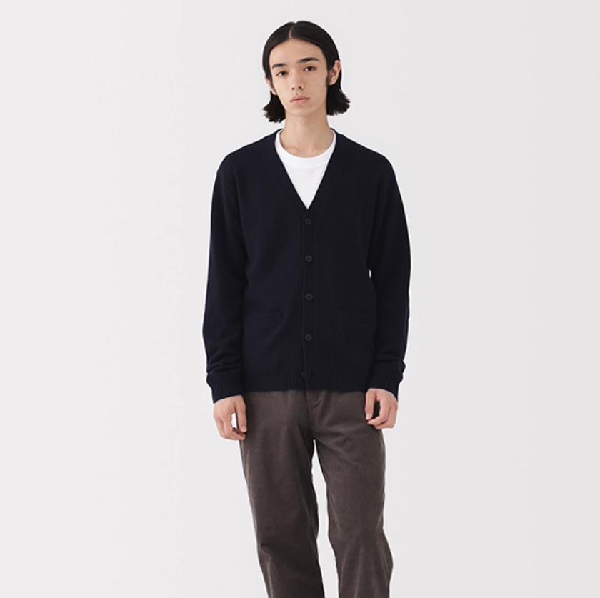 无印良品MUJI 男式羊毛可水洗高针距口袋V领开衫针织衫毛衣931361