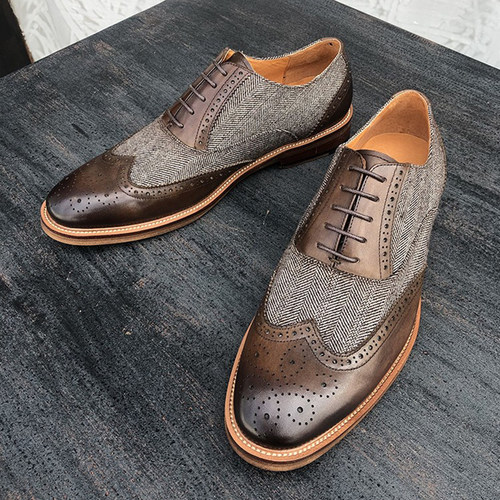 英伦风潮流雕花布洛克休闲皮鞋