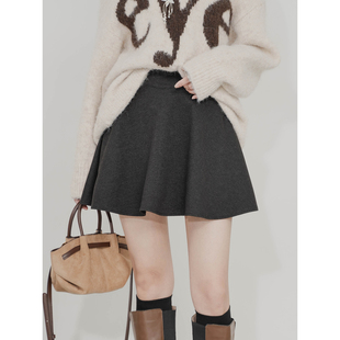 复古简约毛呢短裙女垂感百搭减龄学院风气质荷叶边A字大摆半身裙